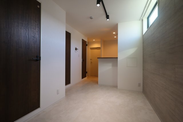 居室・リビング　別号室の写真です