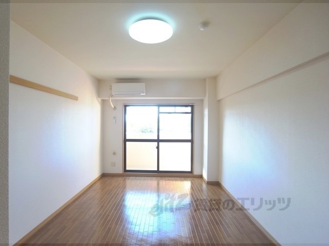 居室・リビング　洋室