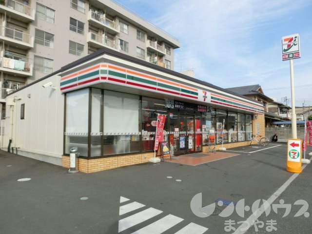 コンビニ　セブンイレブン 松山市民病院店（コンビニ）まで298m