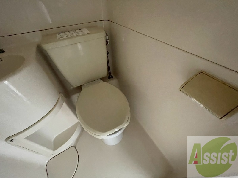 トイレ　こちらはトイレです。お手入れも楽ちんです！