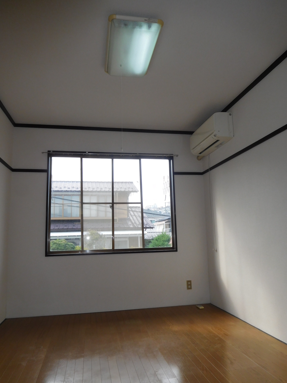 居室・リビング　家具家電設置前