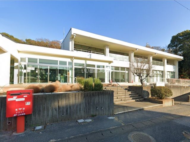 役所　柏市南部出張所（役所）まで172m