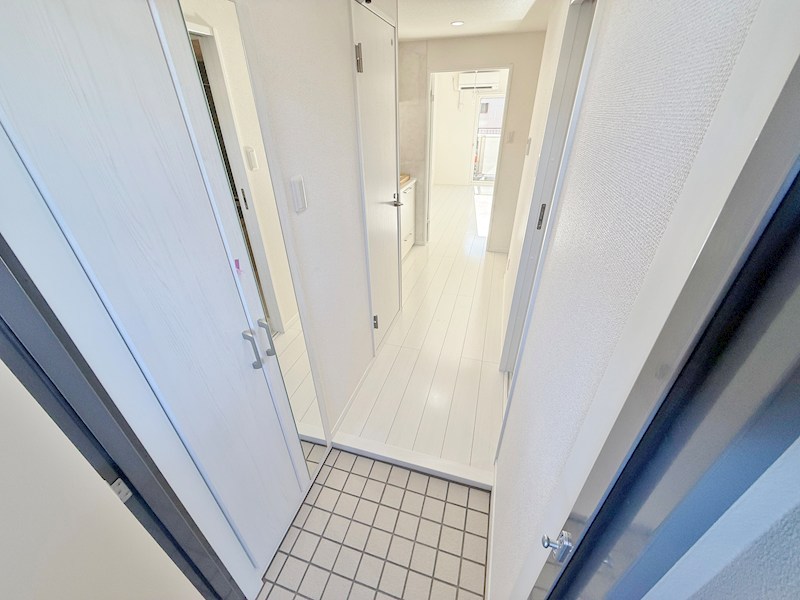 玄関　※建築中内観写真です、現状優先となります。