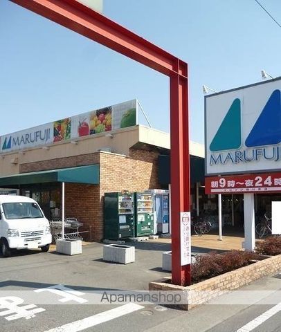 スーパー　マルフジ熊川南店（スーパー）まで8777m