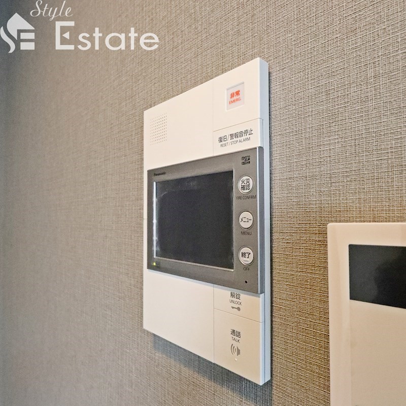 セキュリティ　モニター付きインターホン