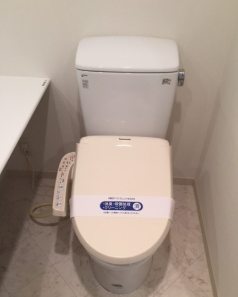 トイレ　※別部屋の参考写真です。