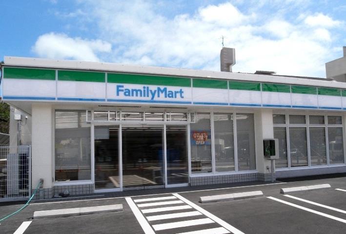 コンビニ　ファミリーマート三原館町店（コンビニ）まで427m