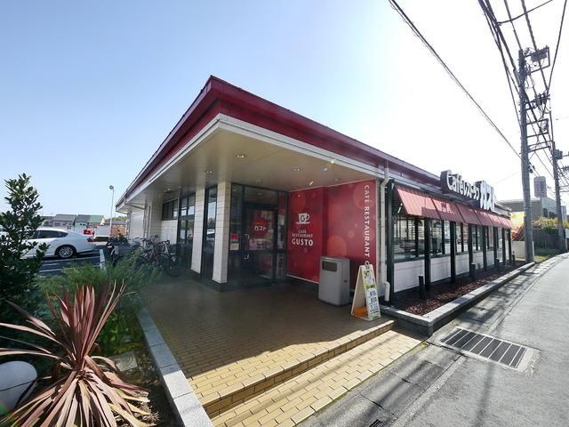 飲食店　ガスト東所沢駅前店（飲食店）まで690m