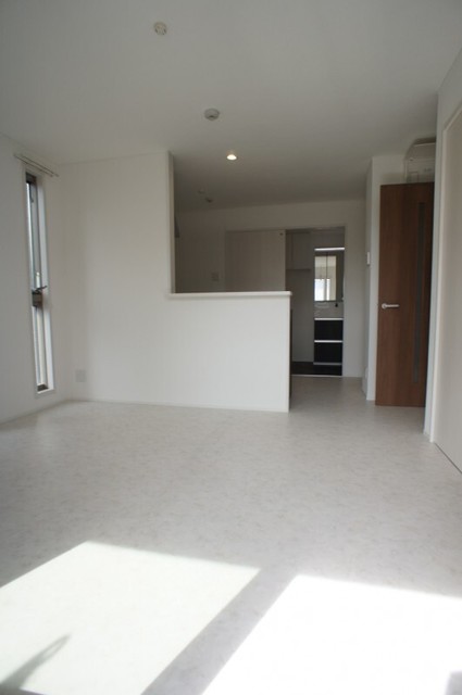 居室・リビング　きれいなお部屋