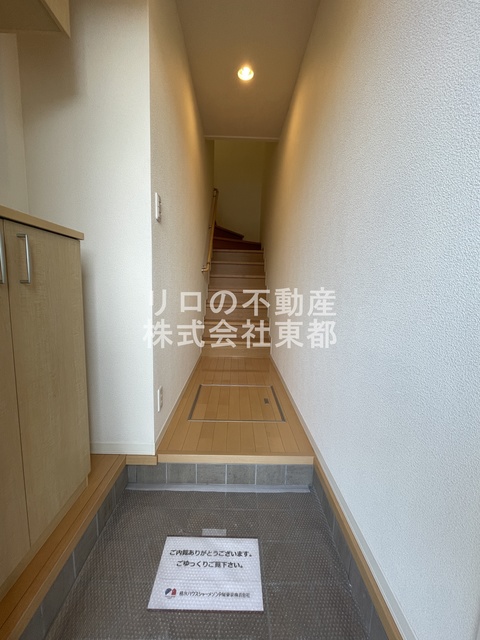 玄関　すっきりシンプルな玄関スペースです！