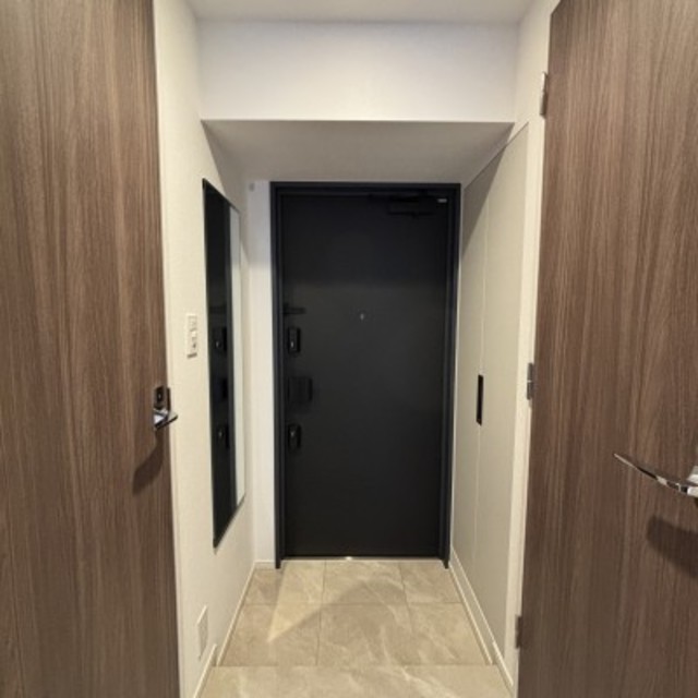 玄関　※写真は同タイプ住戸です。