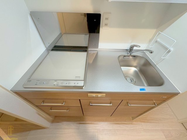 キッチン　セレニテ東梅田アリエ
