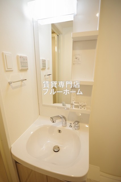 洗面設備　独立洗面台あります！