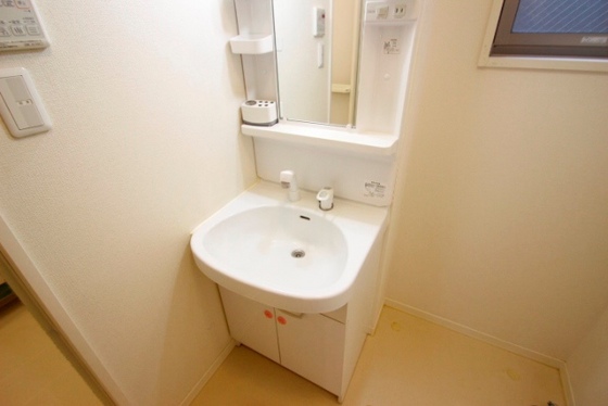 洗面設備　※別部屋の写真です