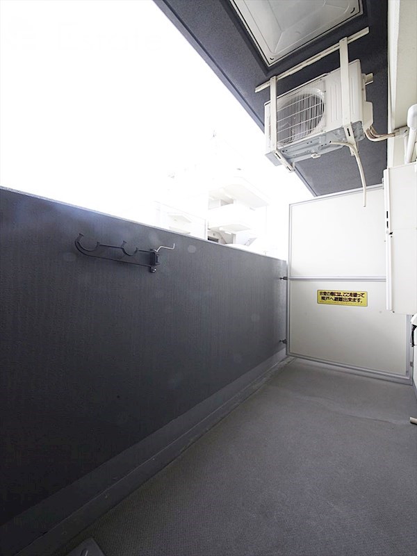 バルコニー　バルコニー