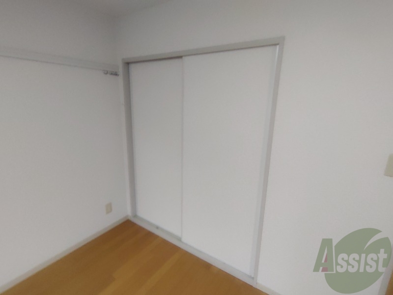 収納　収納は大きく、たくさんの物がしまえそうです。