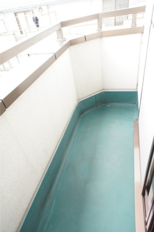 バルコニー　図面と現状に相違がある場合には現状を優先