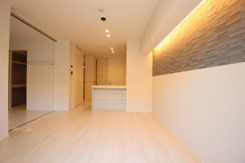 居室・リビング　対面キッチン仕様のLDK