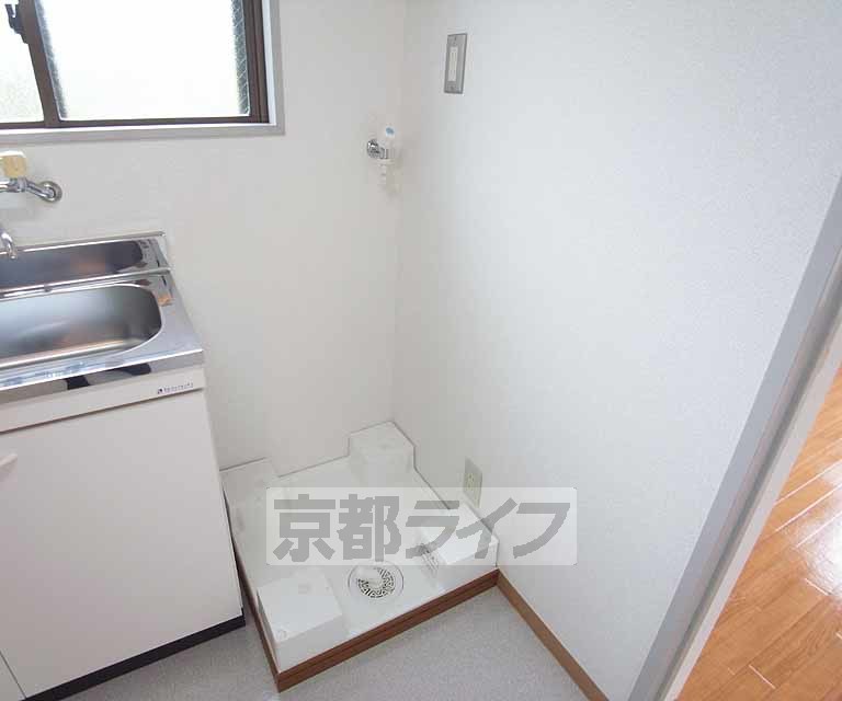 その他設備　洗濯機置き場は室内です！