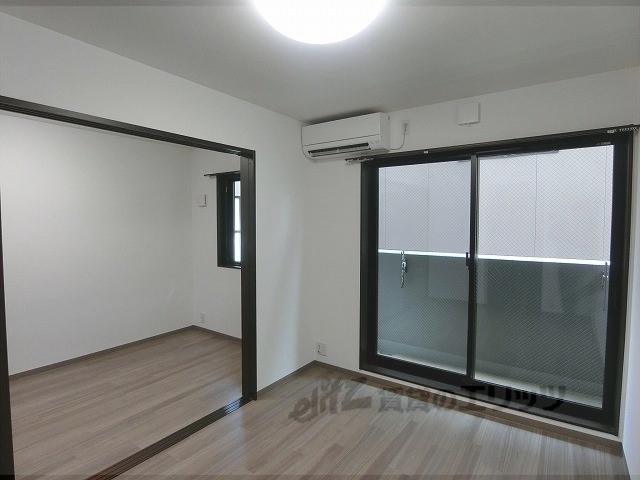 居室・リビング　洋室