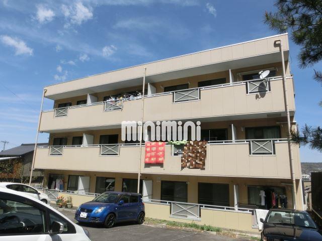 建物外観　重量感のある外観です。