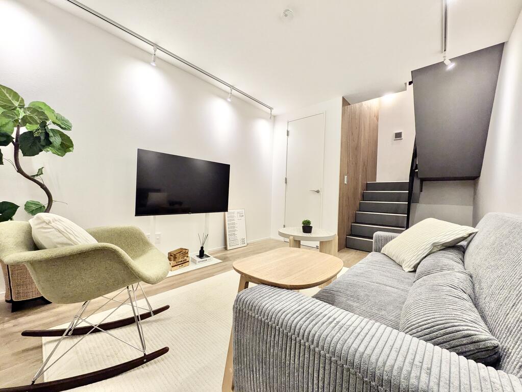 居室・リビング　モデルルームの為、家具は付帯いたしません。