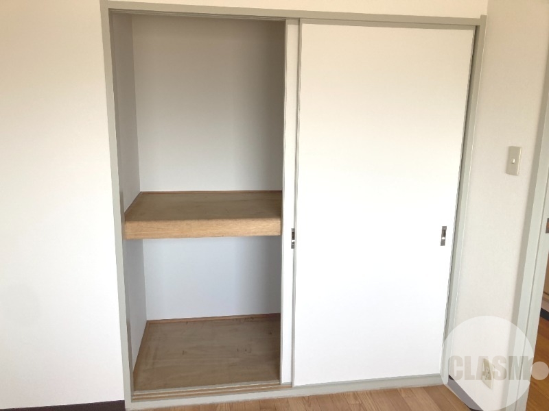 収納　洋室収納