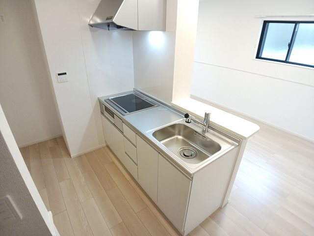 キッチン　※別号室の写真です。