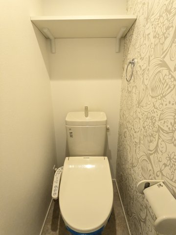 トイレ　103号室