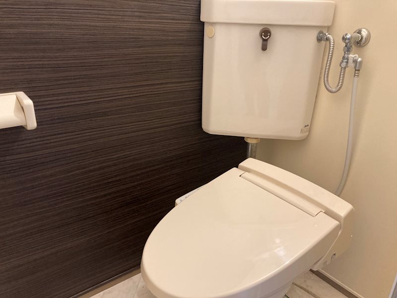 トイレ　参考写真掲載。
