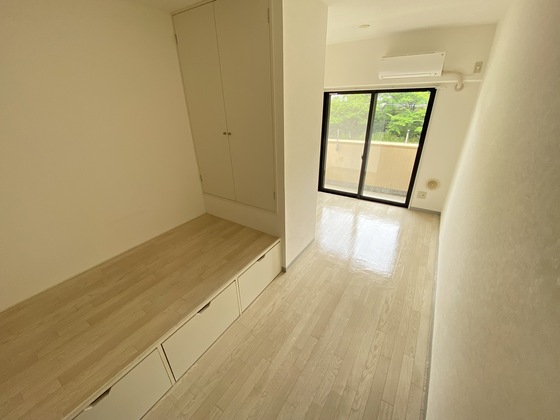 居室・リビング　※別部屋の写真です