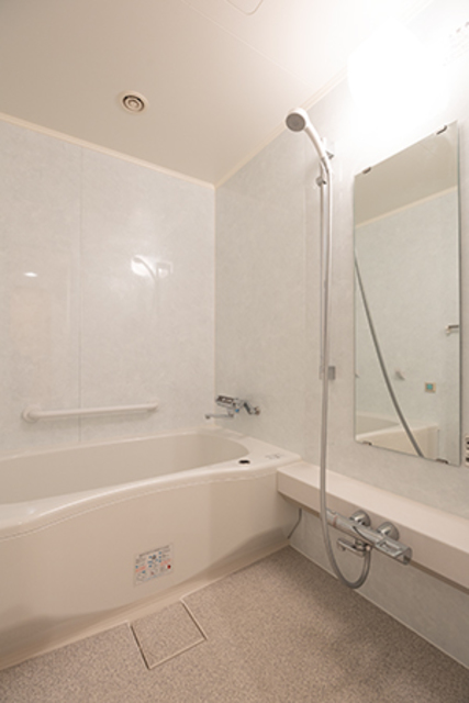 バス・シャワールーム　※写真は同タイプ住戸です。