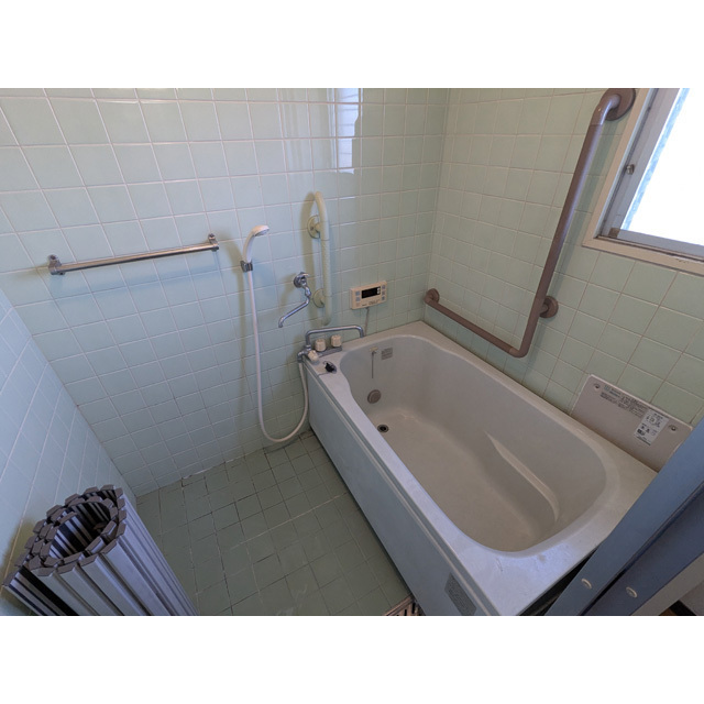 バス・シャワールーム　バス