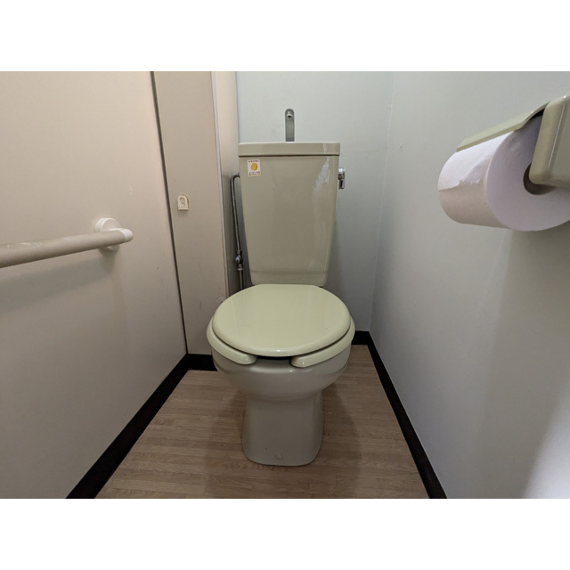 トイレ　トイレ