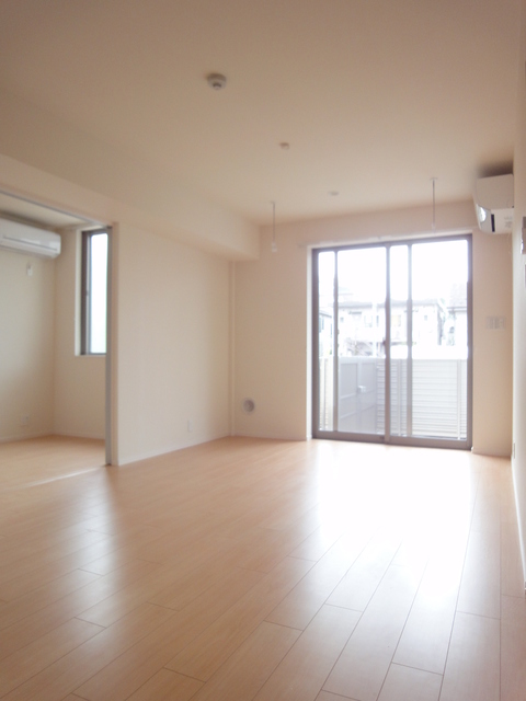 居室・リビング　１２.８帖のLDK