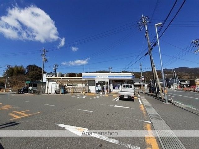 コンビニ　ローソン　伊野町波川店（コンビニ）まで75m