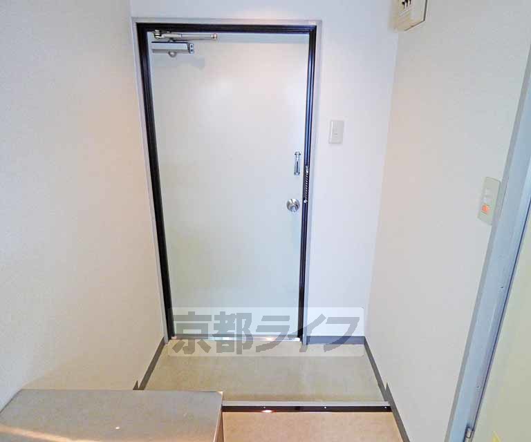 玄関　広い玄関です。