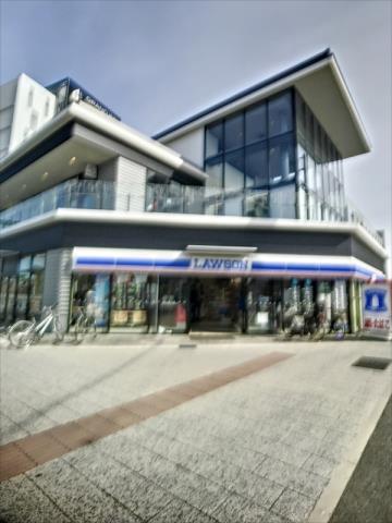 コンビニ　ローソン東岡崎駅前店（コンビニ）まで772m