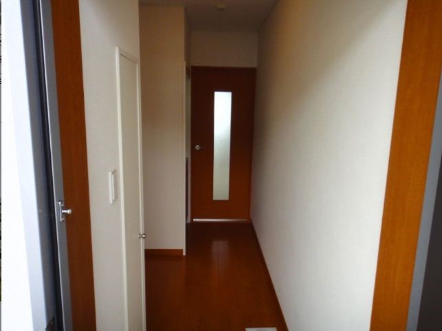 玄関　現状優先