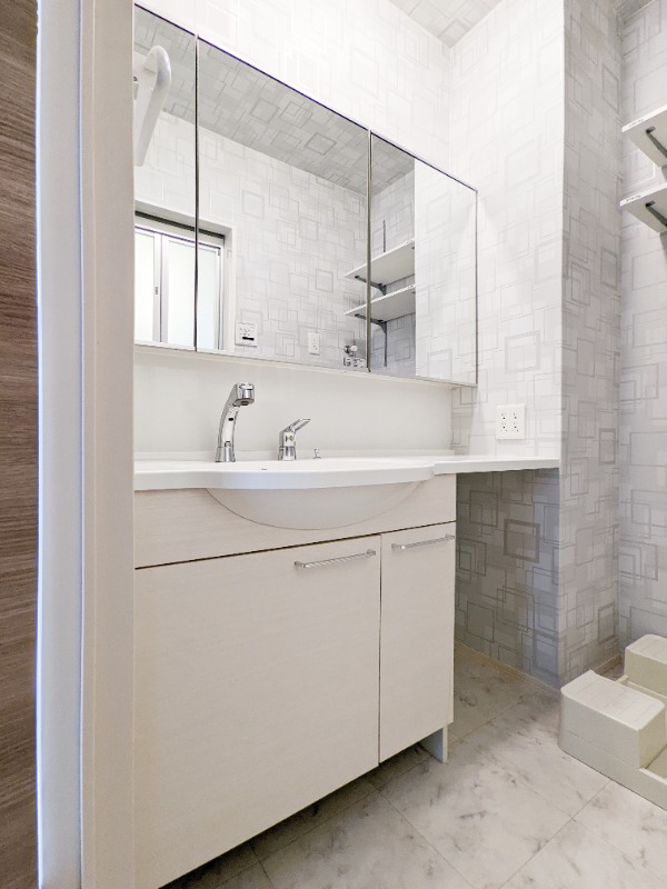 洗面設備　図面と現状に相違がある場合には現状を優先