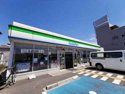 コンビニ　ファミリーマート 美原今井店（コンビニ）まで387m