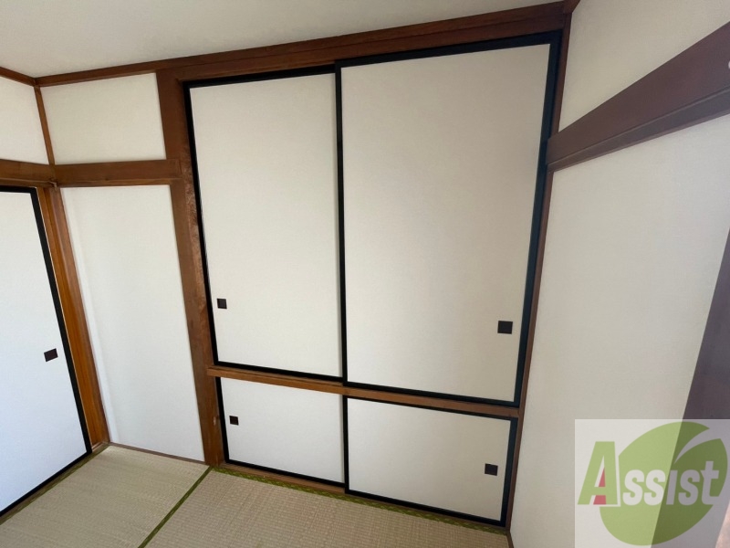 収納　押入です。お部屋がスッキリ片付きますね！