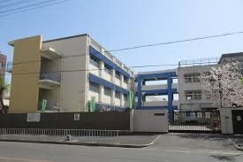 小学校　東大阪市立高井田西小学校（小学校）まで950m