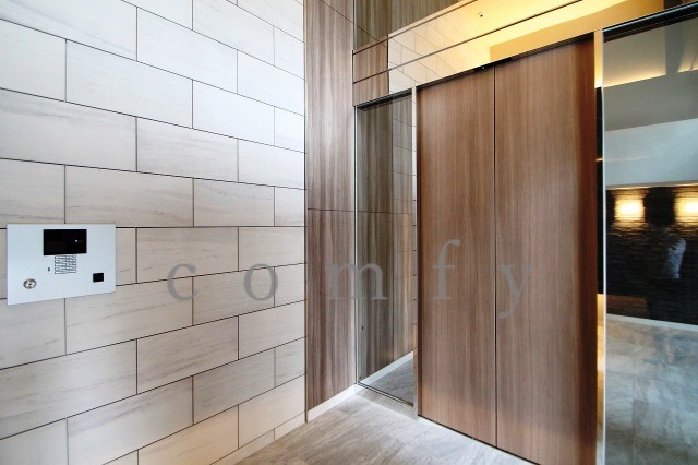 その他共有部分　オートロック付きエントランス