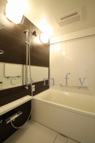 バス・シャワールーム　追い炊き機能浴室乾燥機付きバス