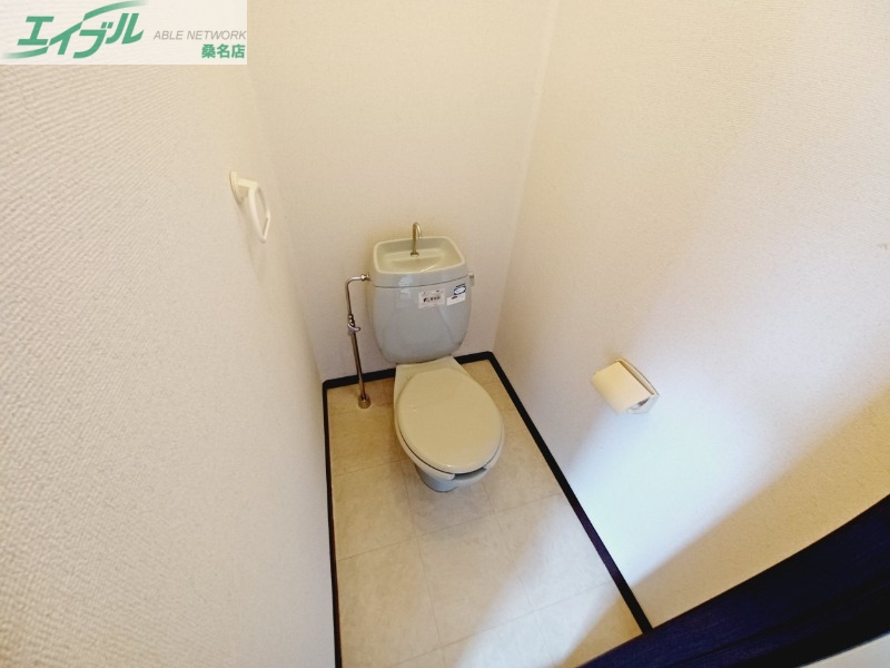 トイレ　同型参考写真