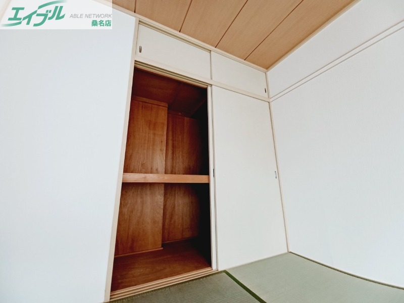 収納　同型参考写真