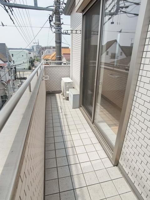 バルコニー　♪タイル敷きの広々バルコニー♪