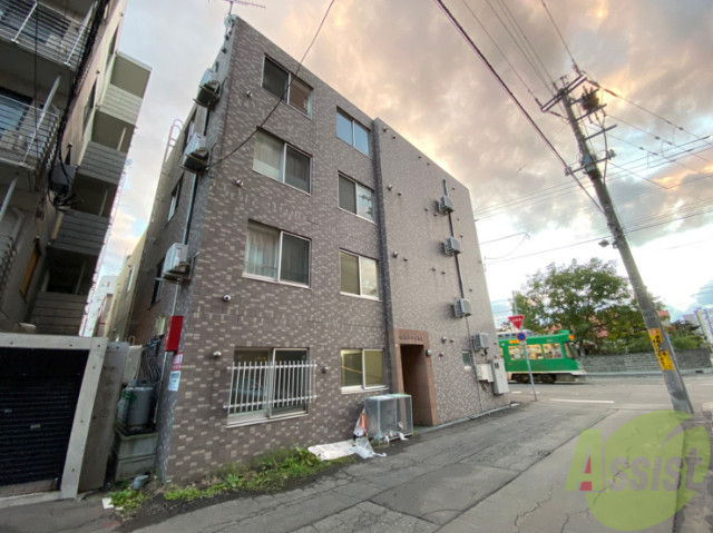 建物外観　札幌市中央区南１３条西「エレガンスコートＭＡ」