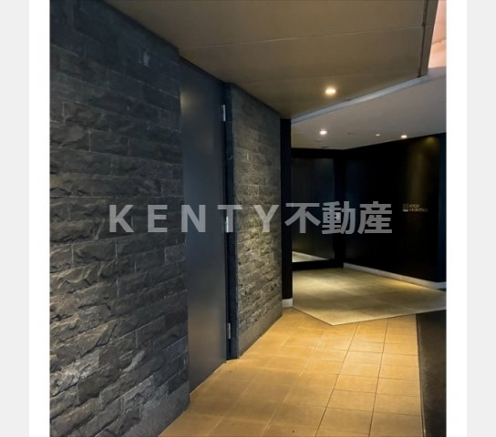 エントランス　外観